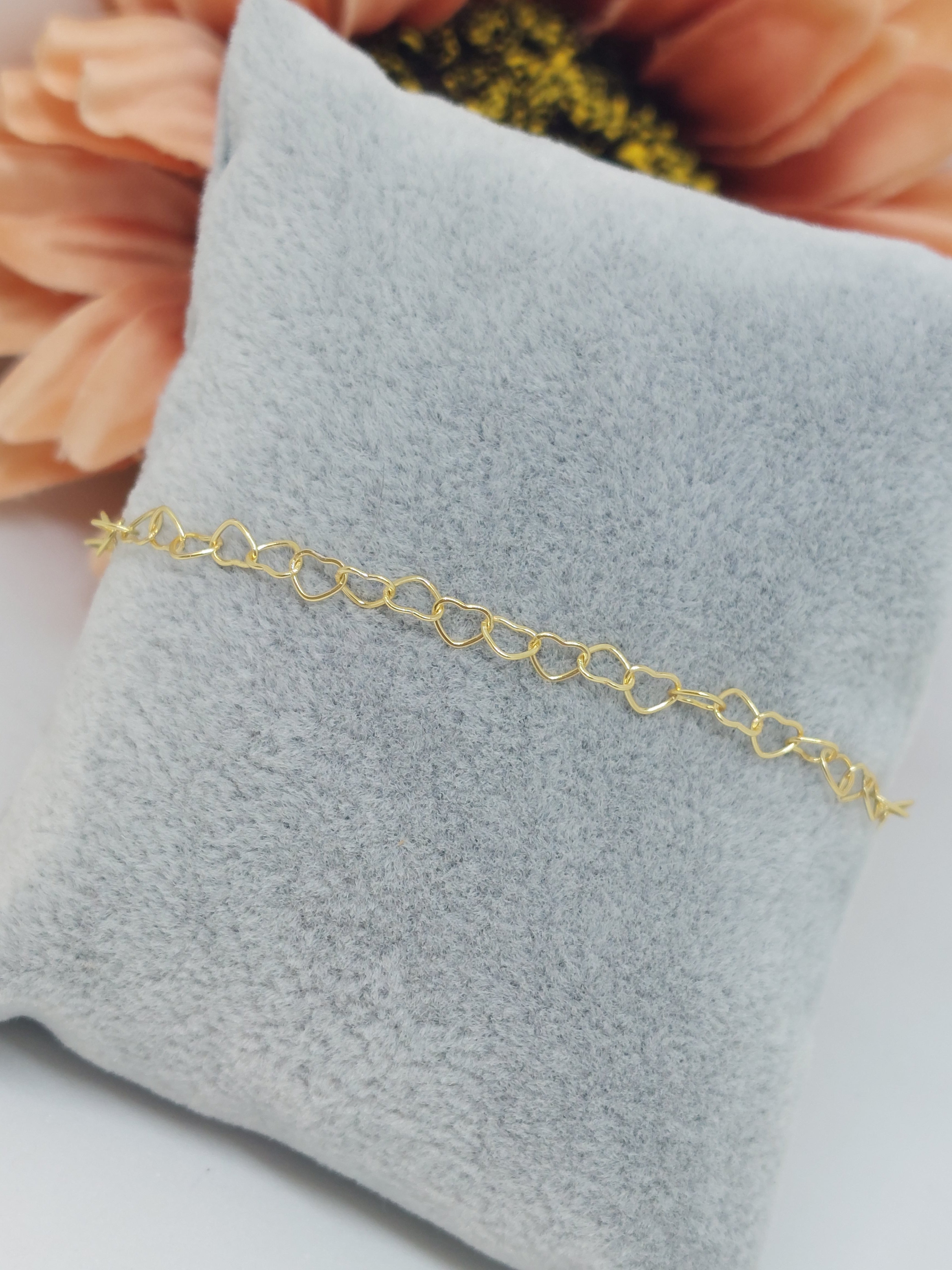 Armband hartjes goudkleurig (RVS)