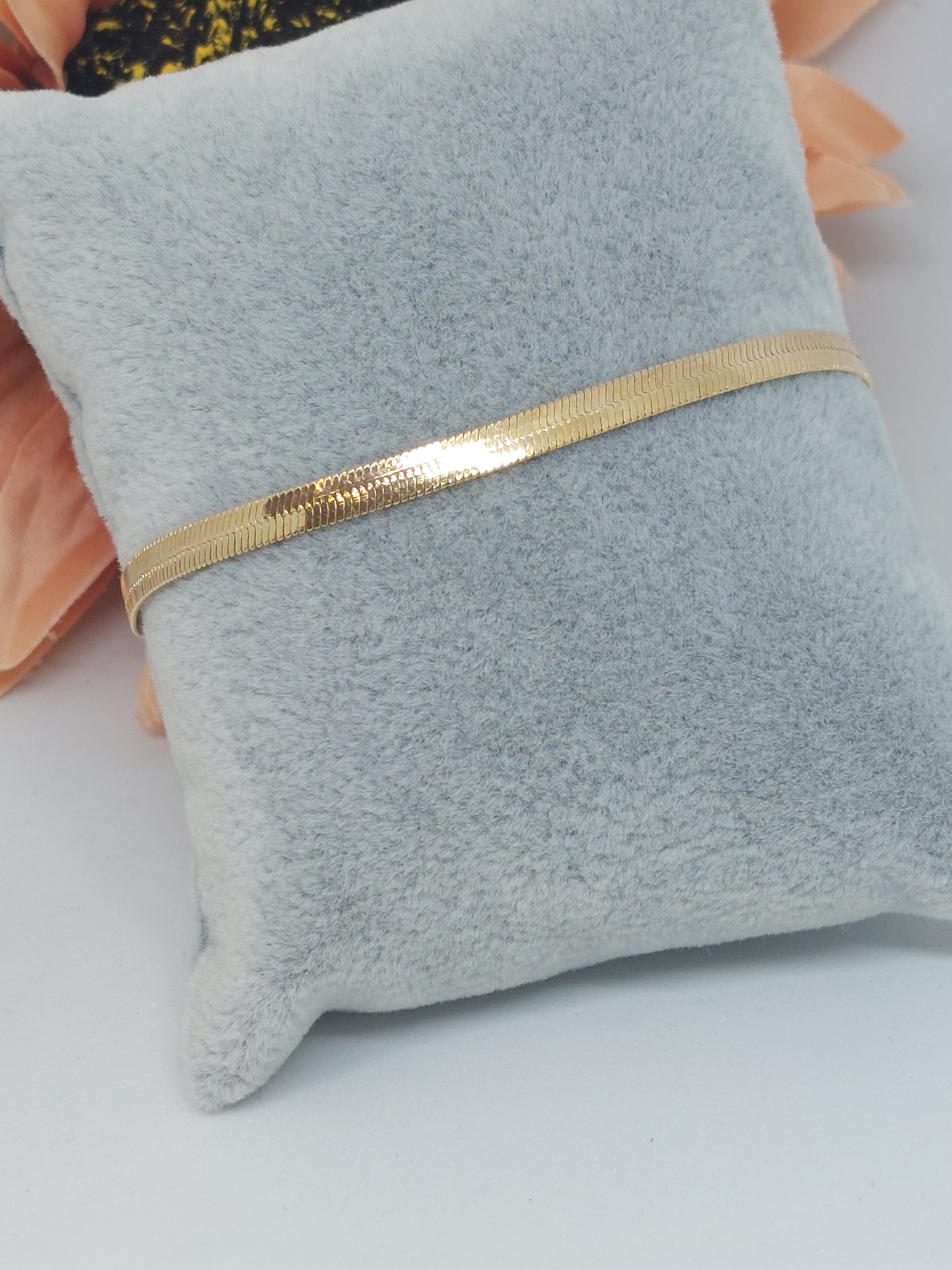 Armbandje plat goudkleurig (RVS)