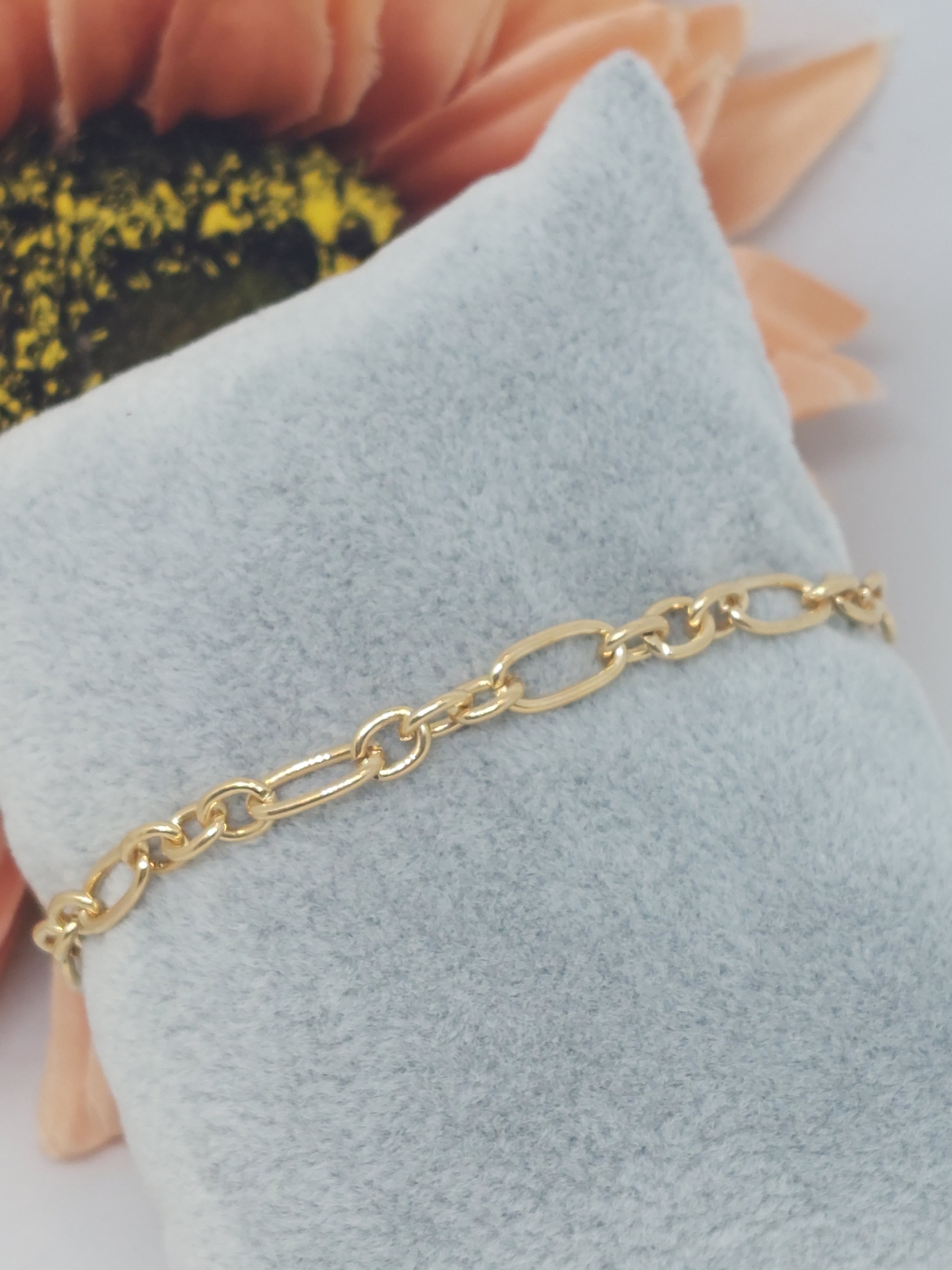Armbandje mix schakel goudkleurig (RVS)