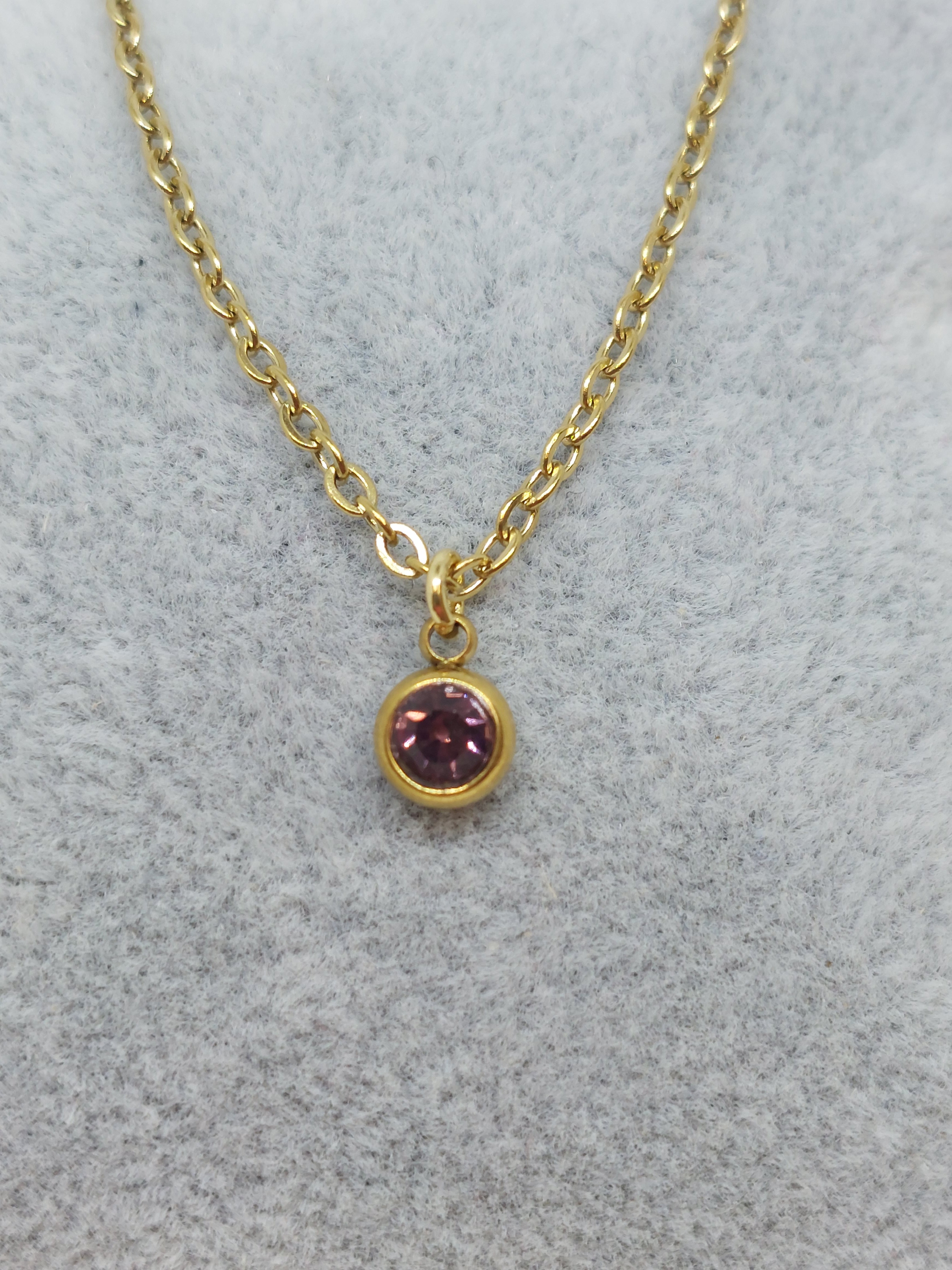 Juni (Lt. Amethyst) goudkleurig