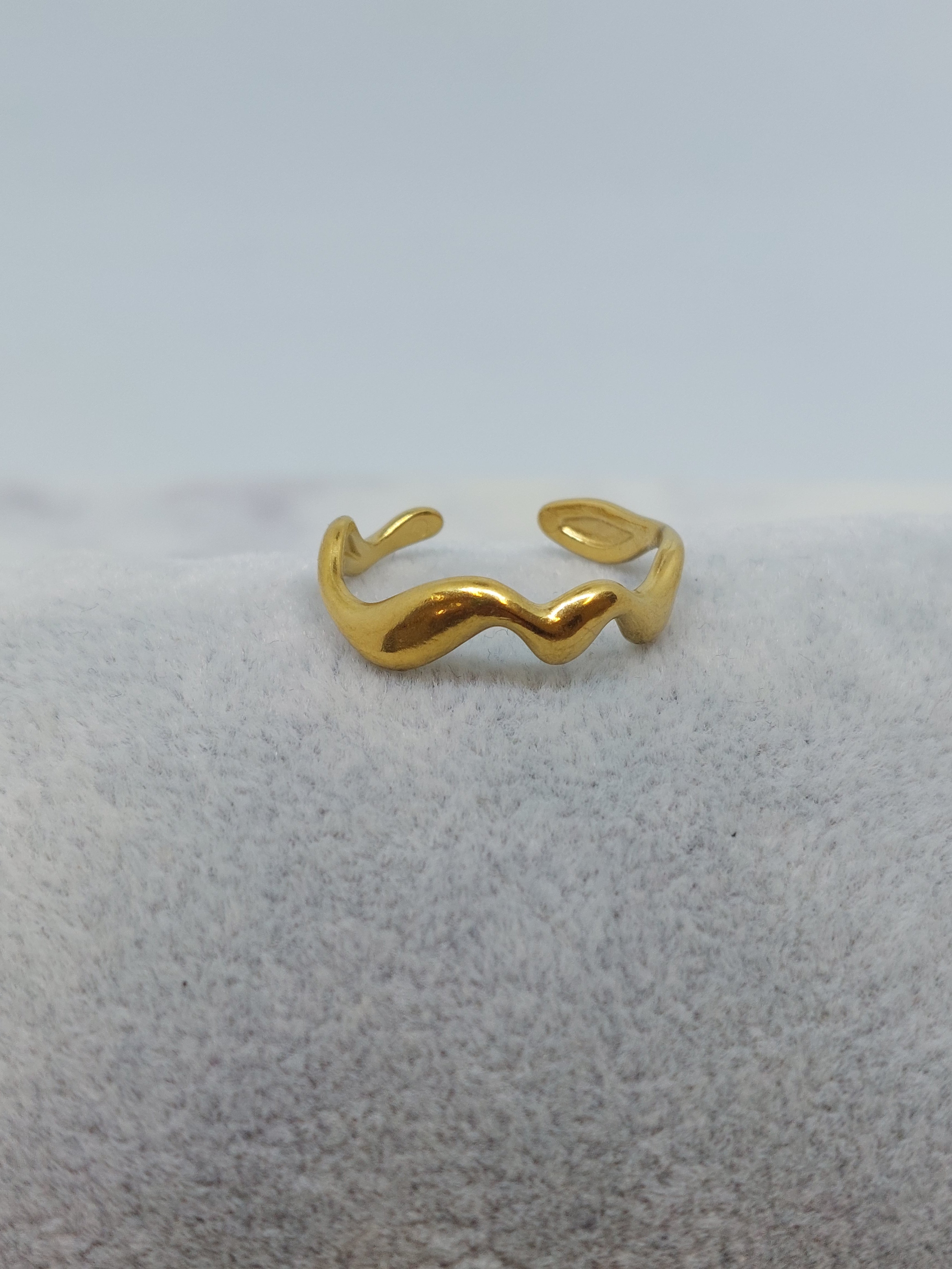Ring Waves RVS goudkleurig