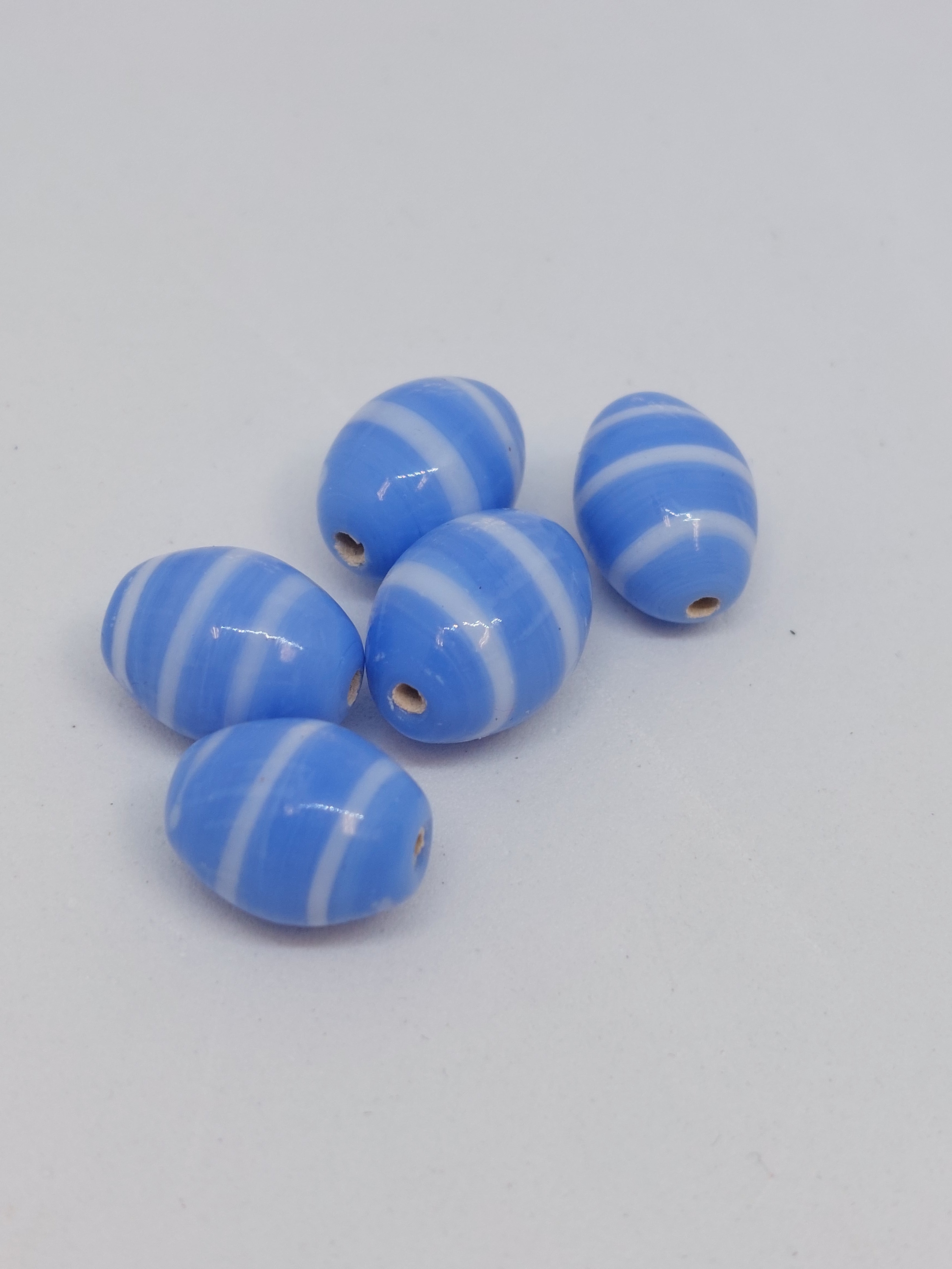 Glaskraal ei Licht blauw/wit