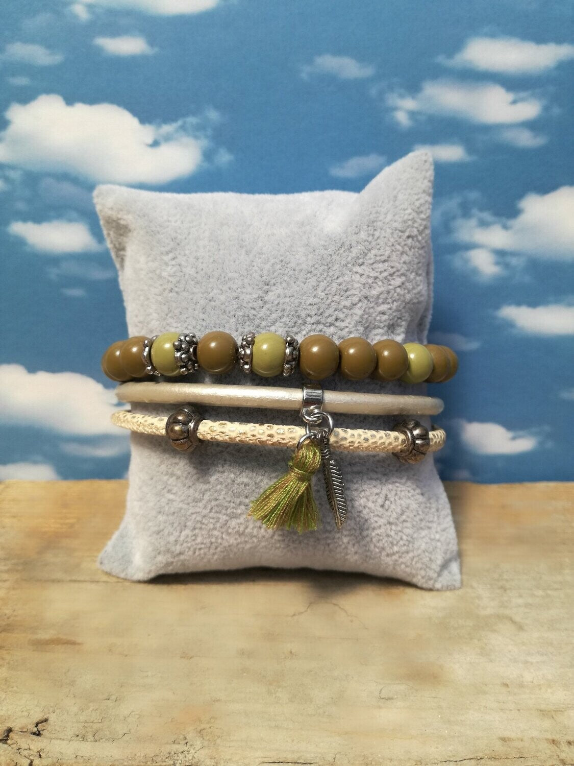 Olijf groen met creme