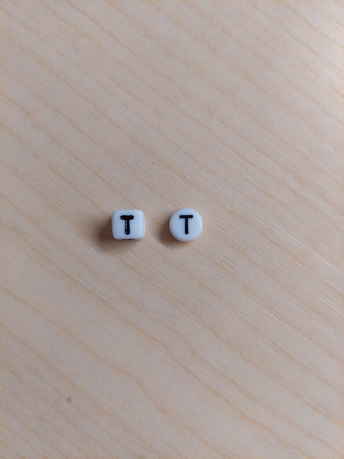 Letter kraal T