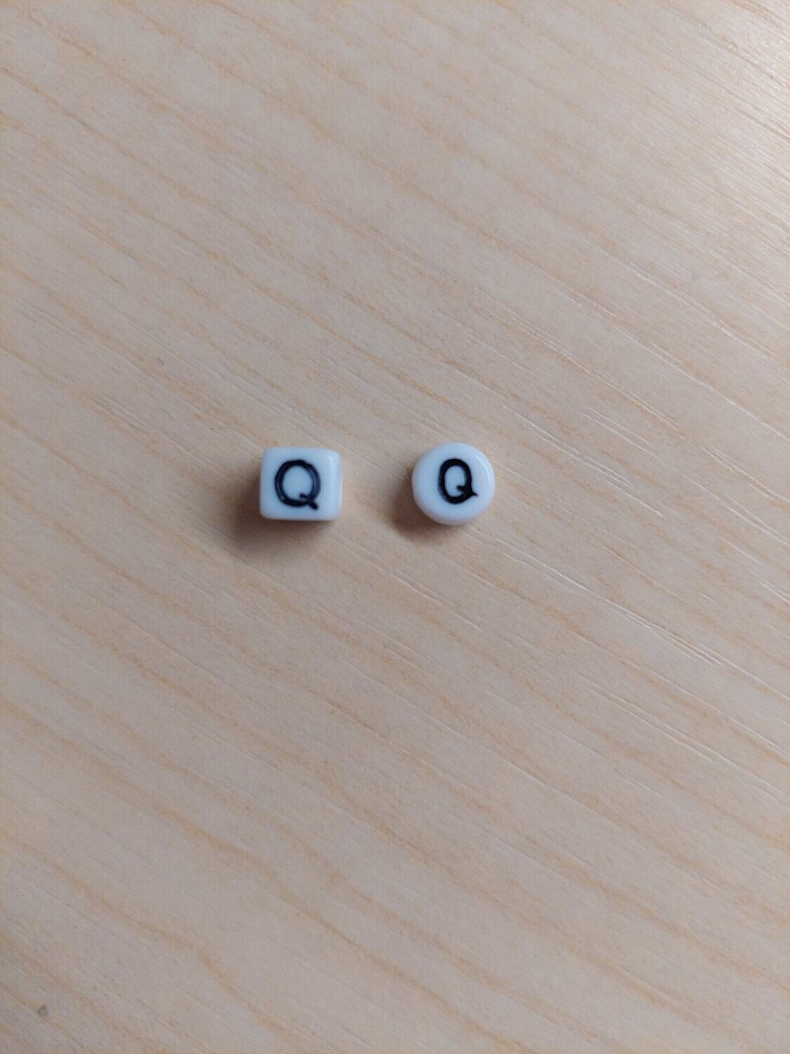 Letter kraal Q