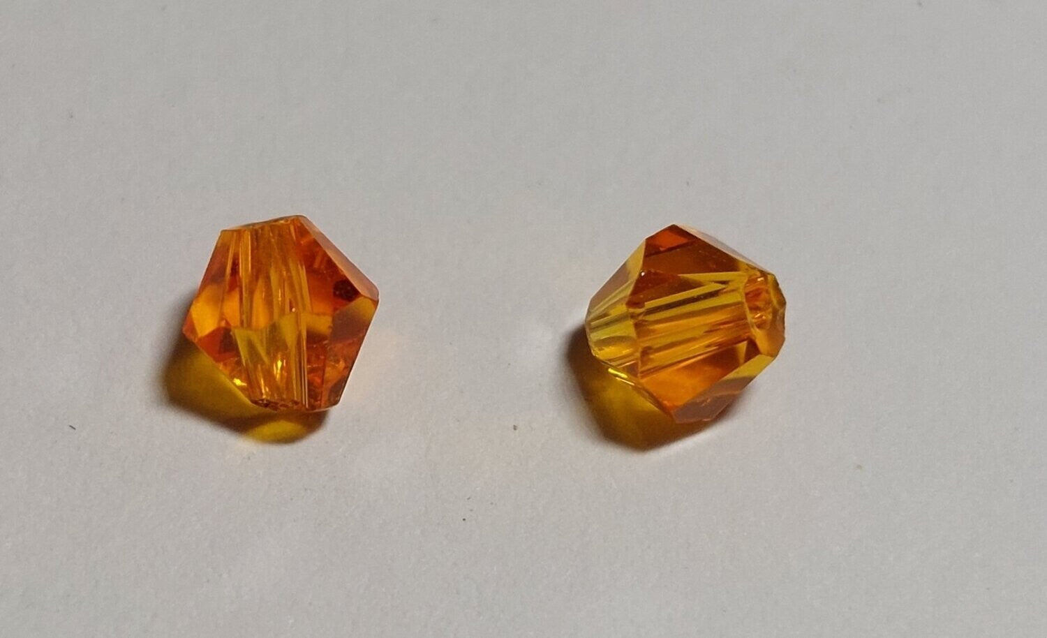 Bicone oranje 4mm