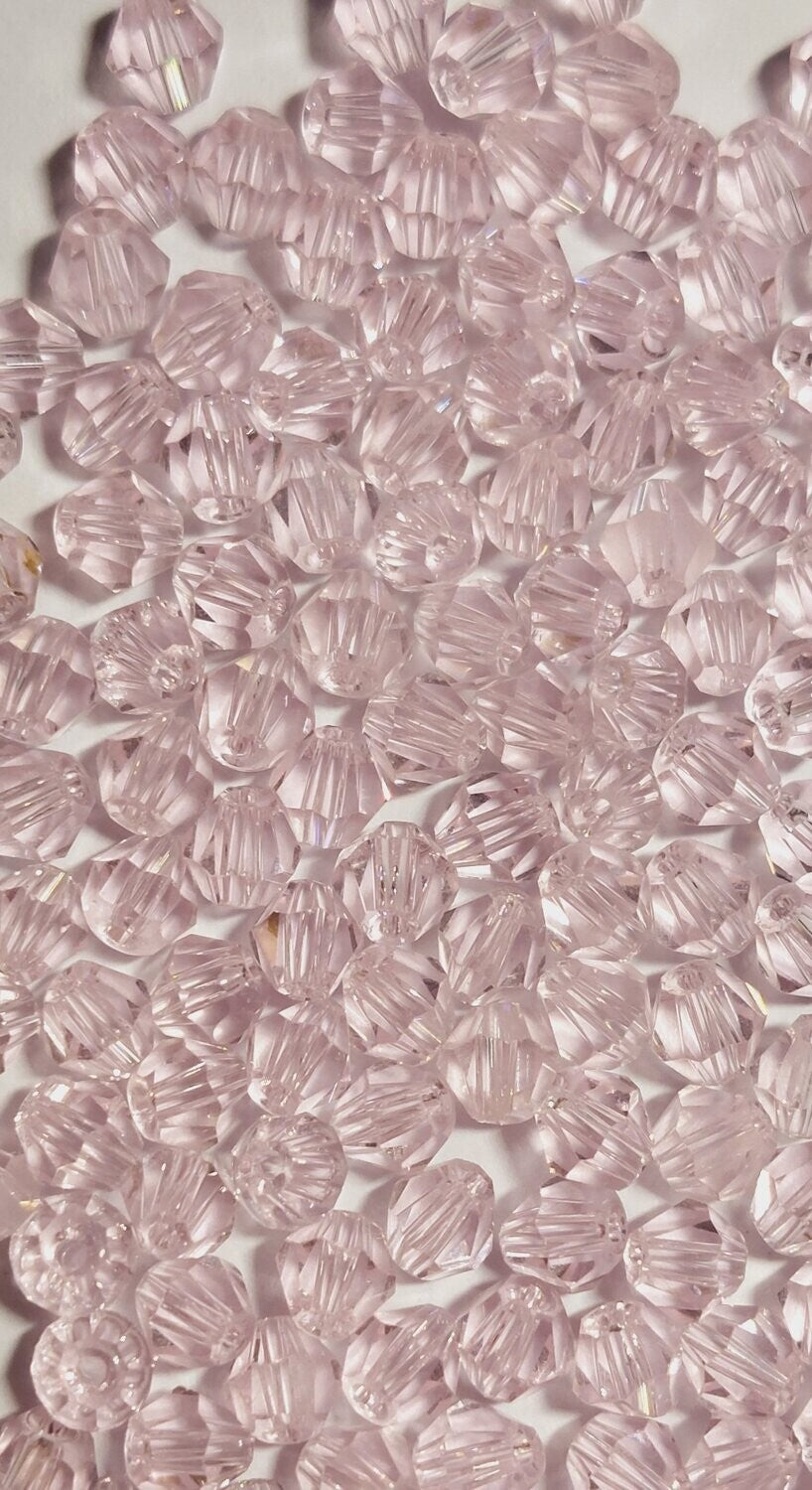 Bicone licht roze 4mm