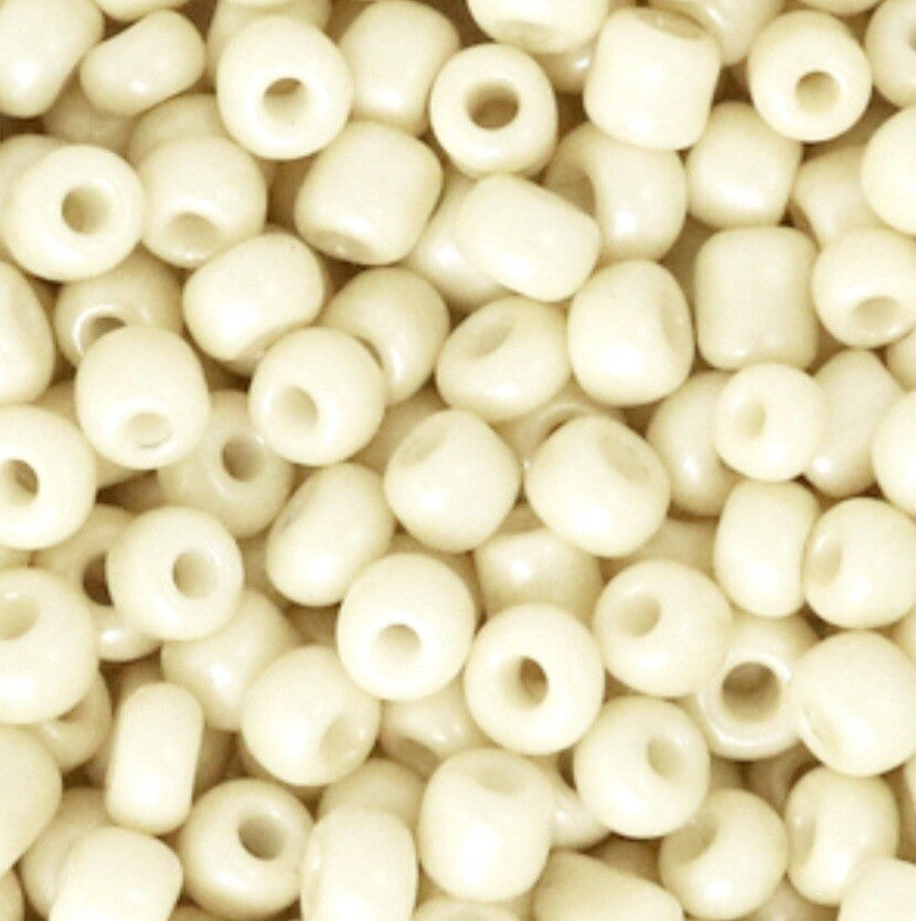 Rocailles Vanille white 6/0 (4mm)