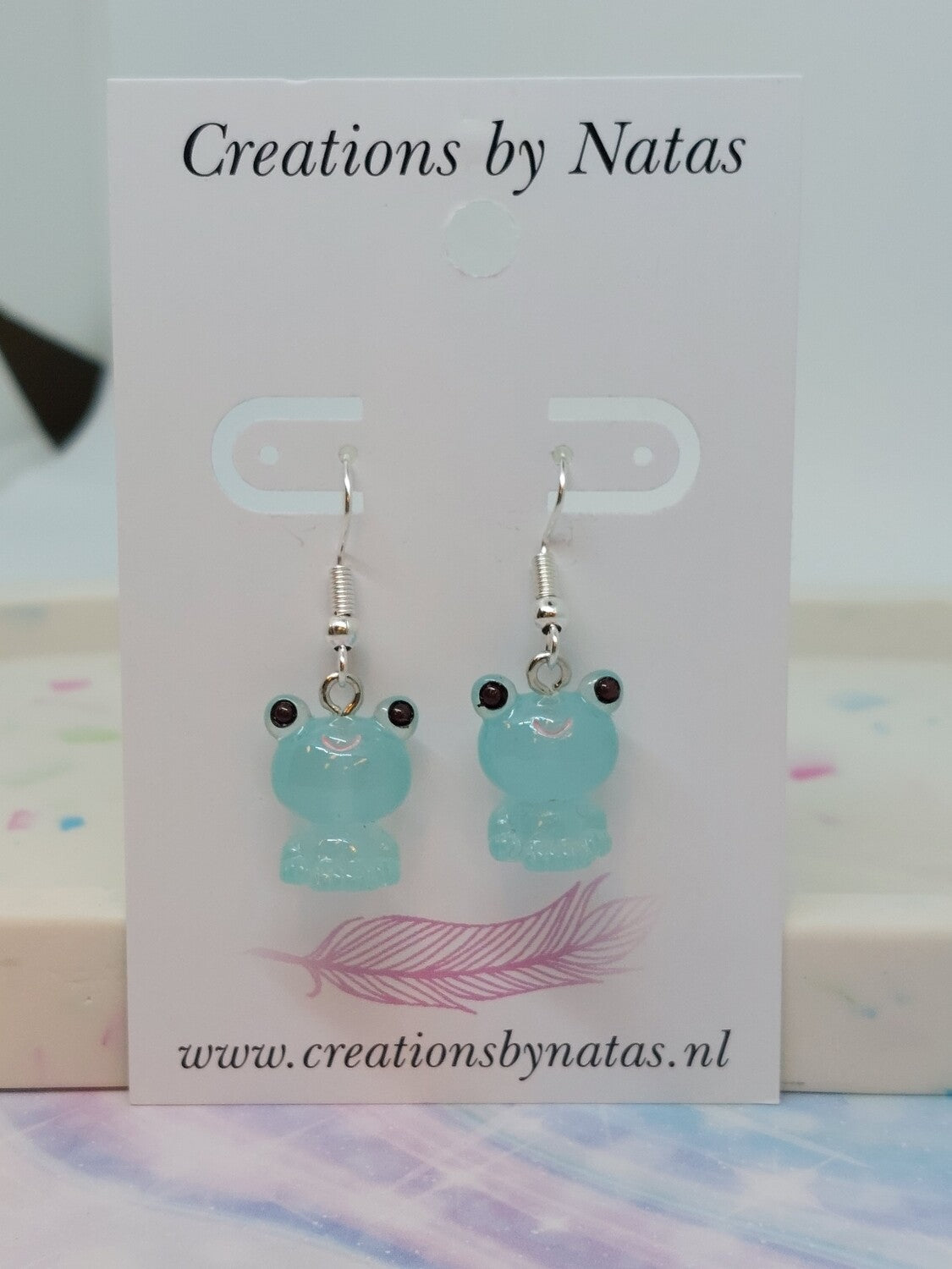 Kikker oorbellen licht blauw