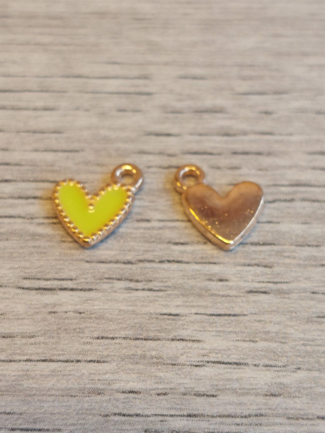 Bedel hartje klein neon groen