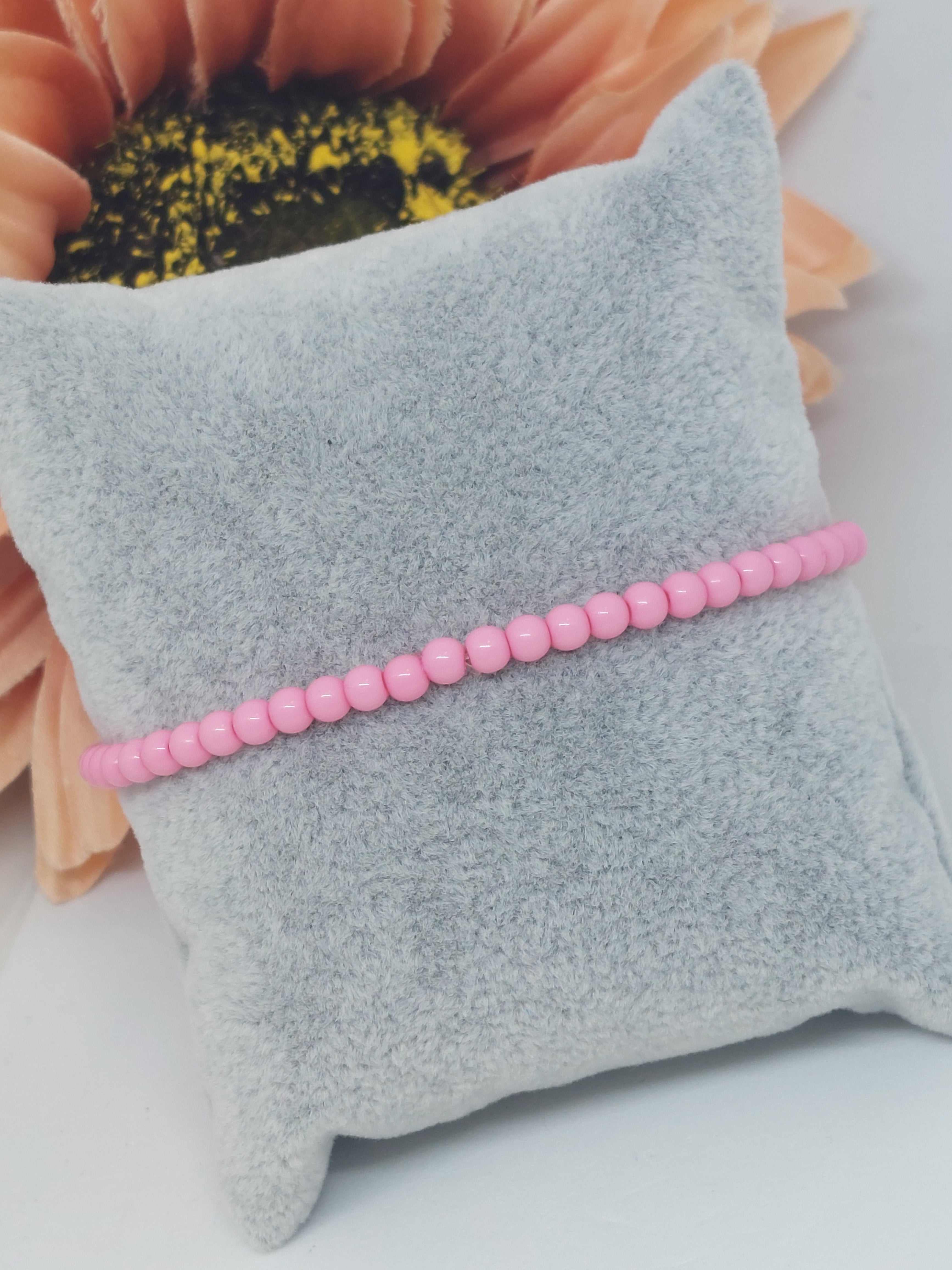 Kralen armband roze (4mm)
