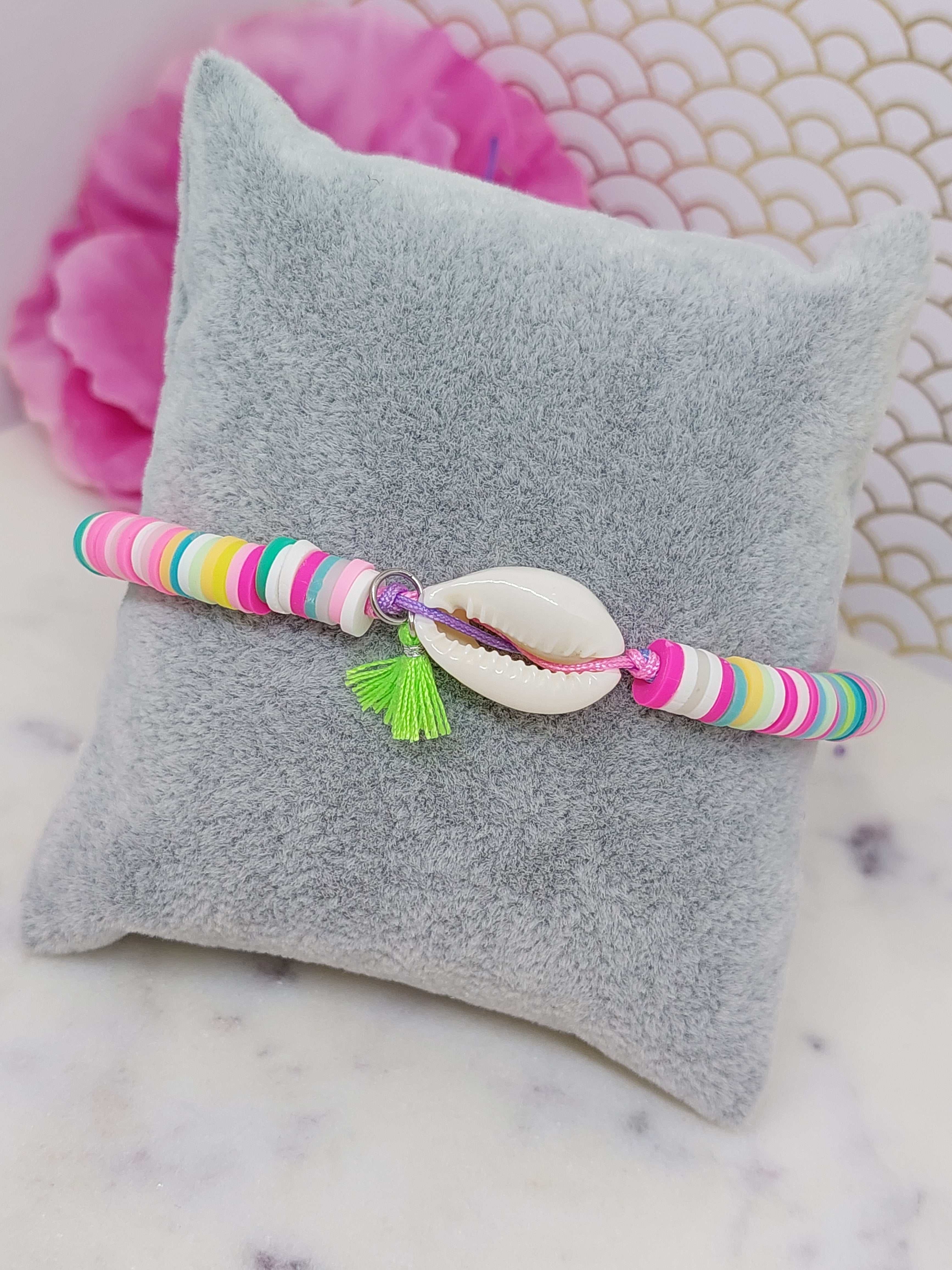 Schelp armbandje (neon groen)