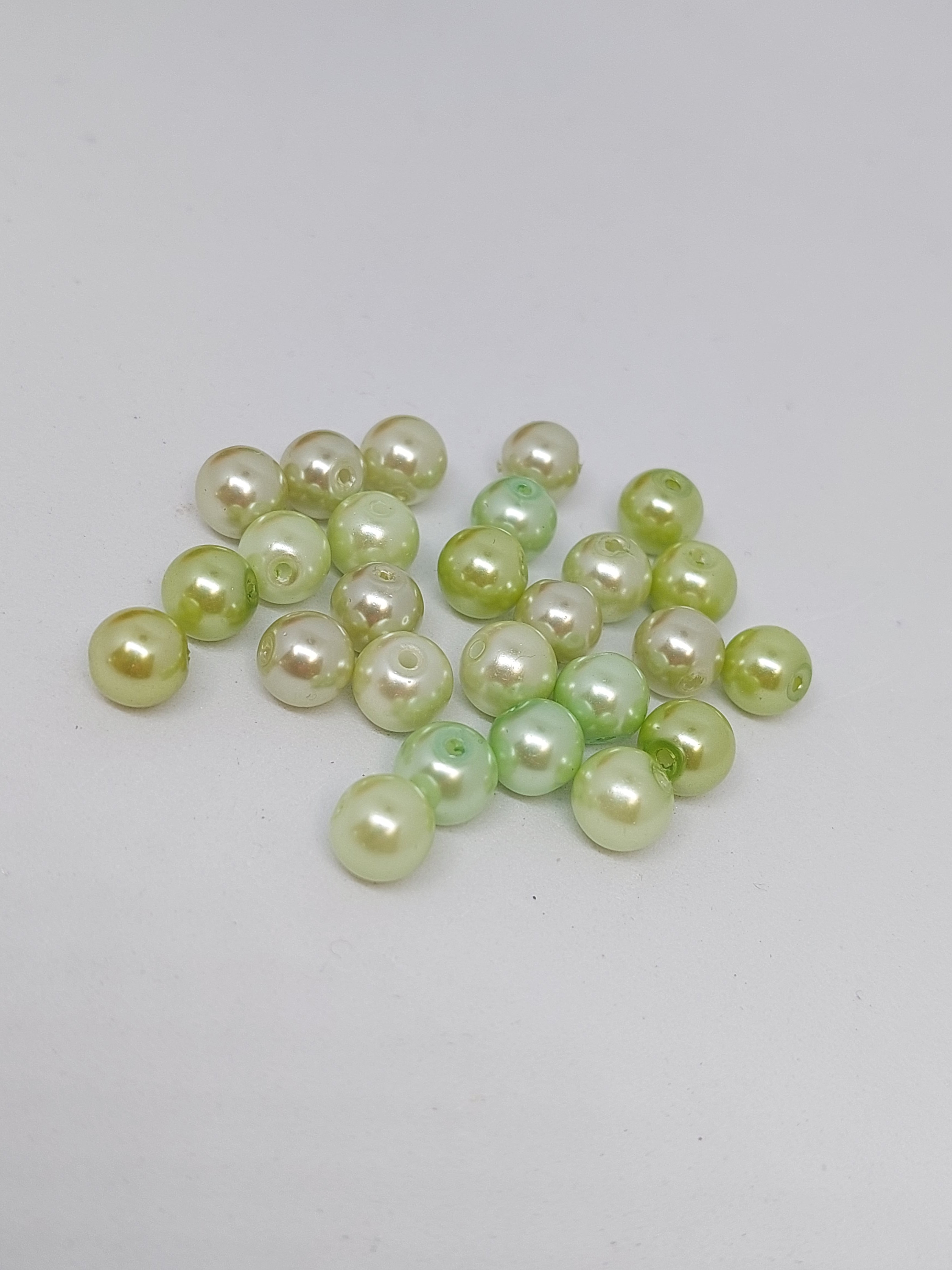 Glasparel Licht groen mix 8mm