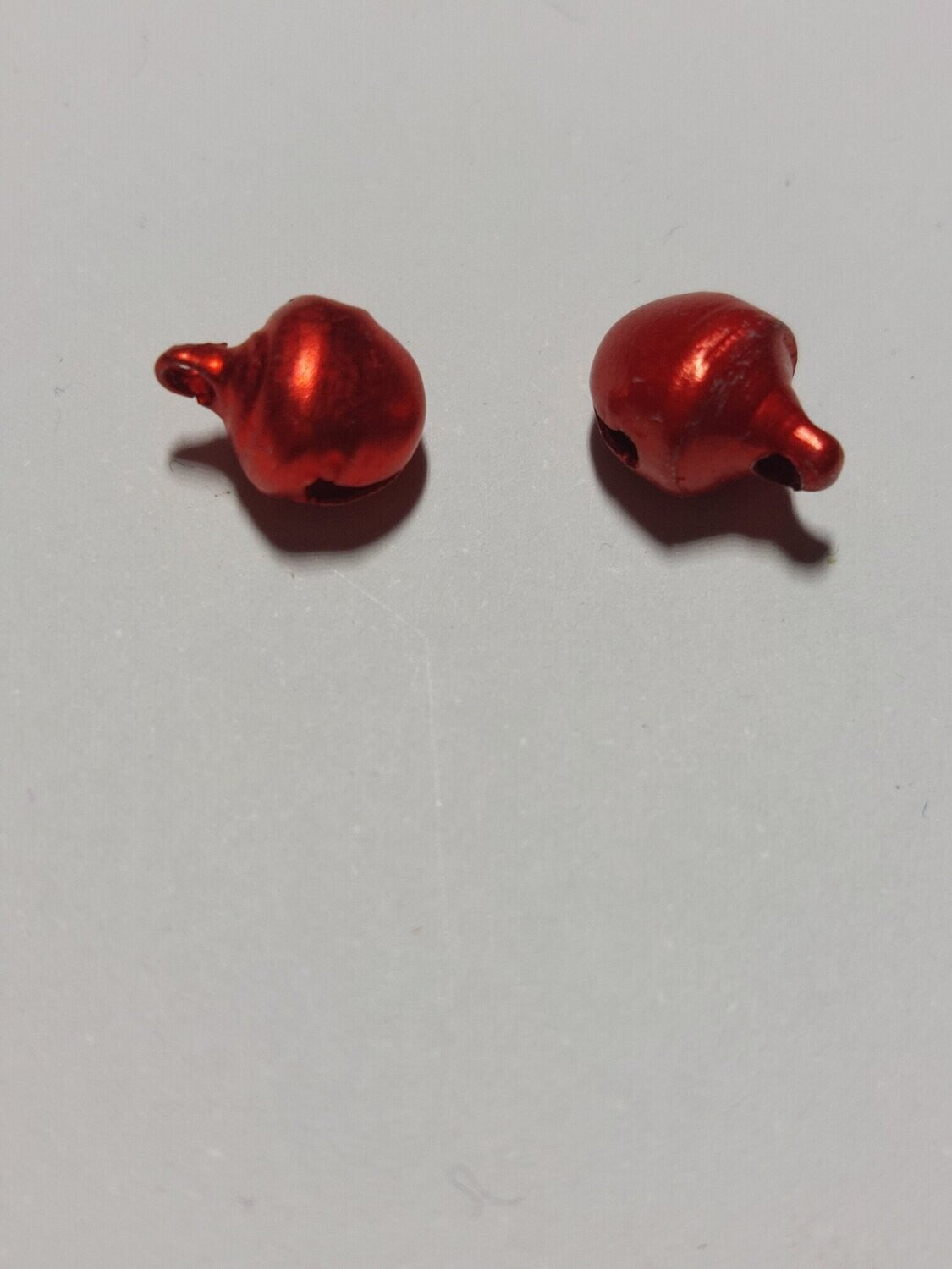 Belletjes rood