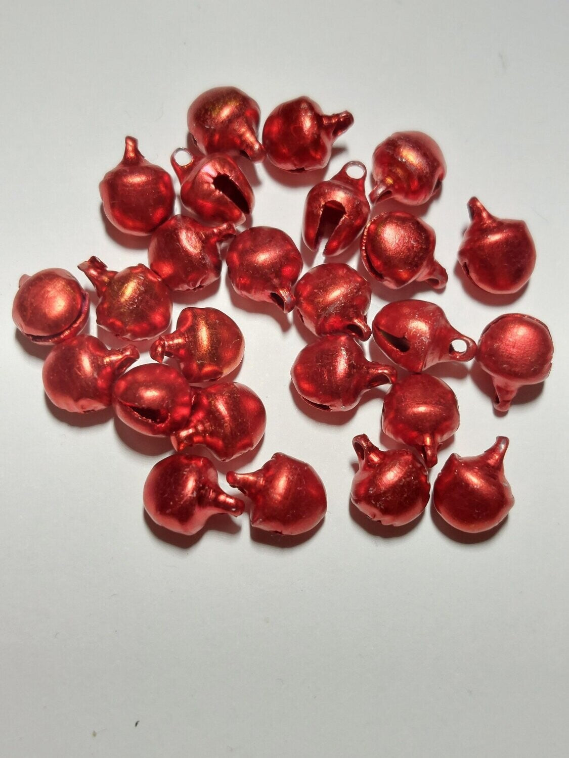 Belletjes rood