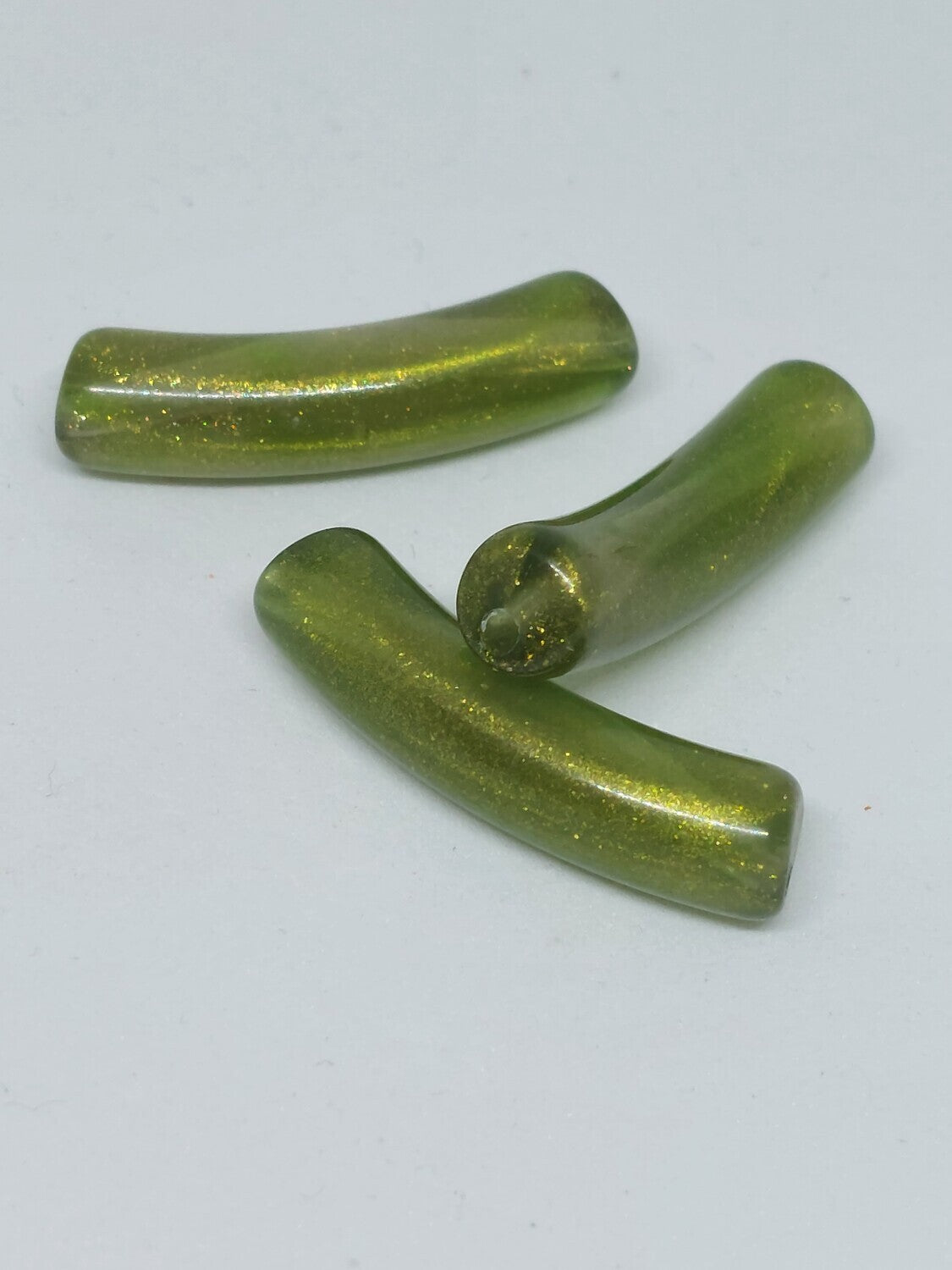 Tube kraal groen/glitter goud