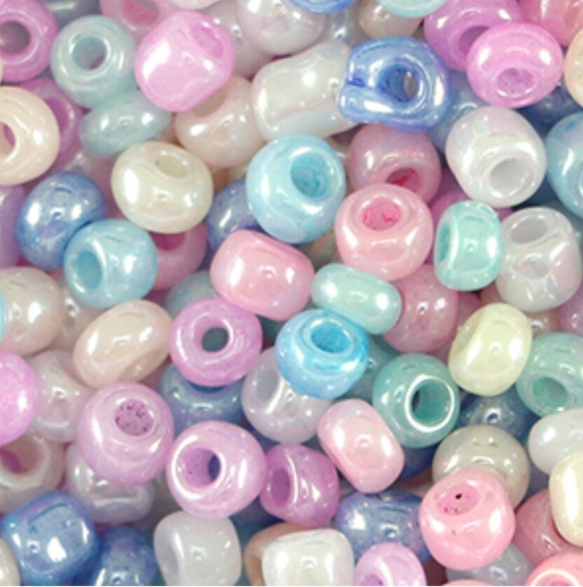 Multicolor shiny pastel 8/0 (3mm)